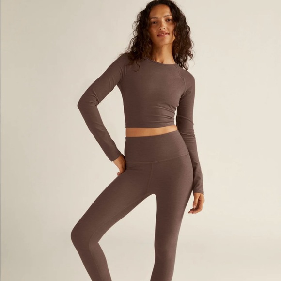 NWT Beyond Yoga Spacedye Enlighten Cropped Pullover in Truffle Heather - Picture 4 of 7